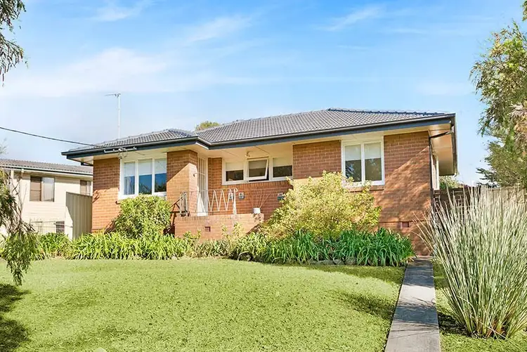 7 Scarf Avenue, Mount Warrigal NSW 2528