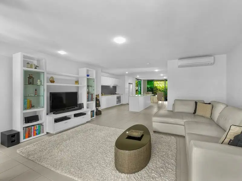 Main view of Homely townhouse listing, 32/47 Wyandra Crescent, Murarrie QLD 4172