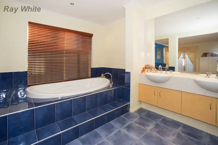 Fifth view of Homely house listing, 10 Clarafield Crescent, Tarneit VIC 3029