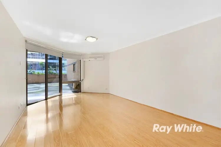 Third view of Homely apartment listing, 18/25 Market Street, Sydney NSW 2000