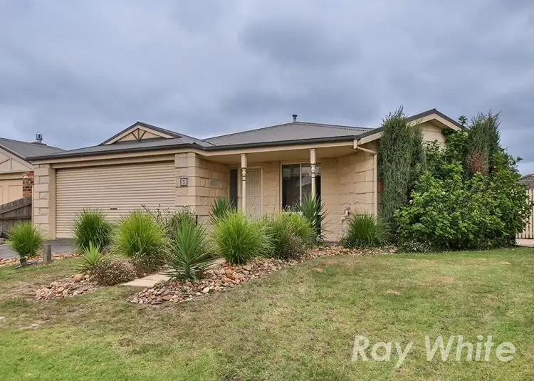 5 Michael Way, Somerville VIC 3912