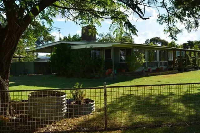9 Myrtle Street, Blackall QLD 4472