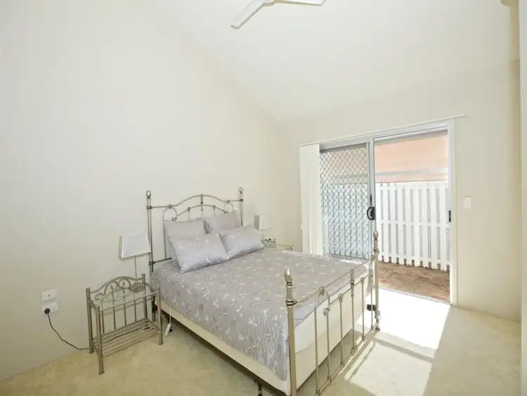 Fifth view of Homely unit listing, Unit 19 Kawana Island Villas 2 Grand Parade, Parrearra QLD 4575