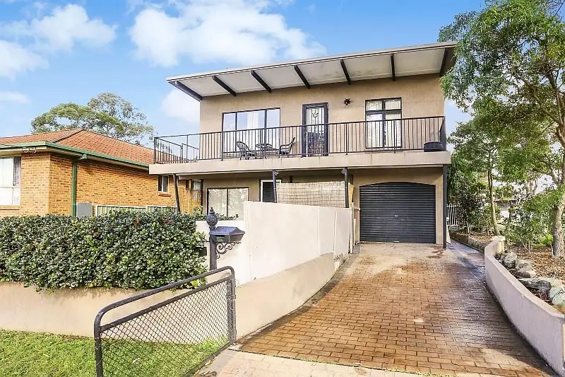 Main view of Homely house listing, 52 Gladys Avenue, Berkeley Vale NSW 2261