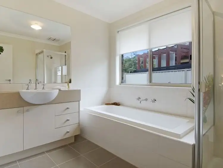 Sixth view of Homely house listing, 2 Unicorn Court, Truganina VIC 3029