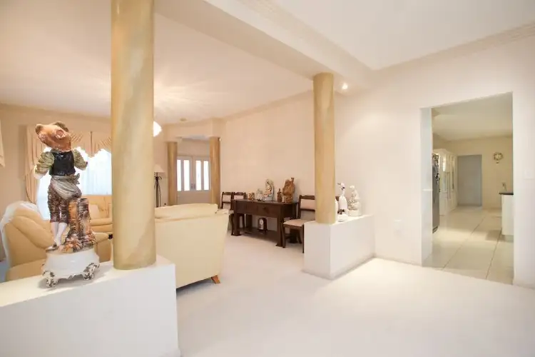 Fifth view of Homely house listing, 8 Parkhurst Place, Kuraby QLD 4112