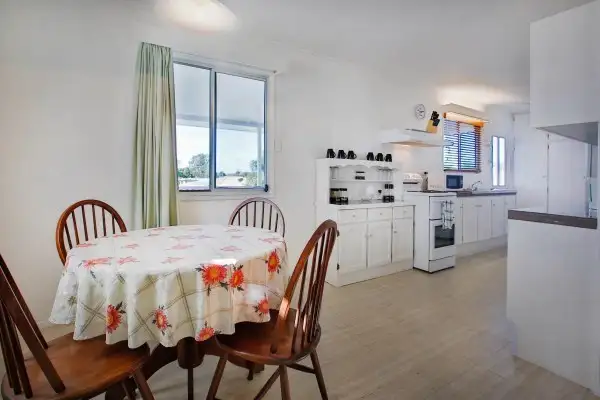 18 Rundle Street, Mount Louisa QLD 4814