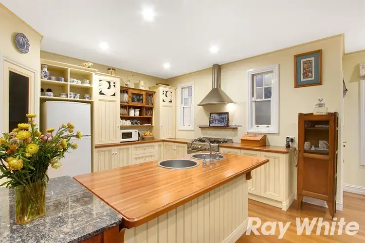 Fourth view of Homely house listing, 2 Rheanva Street, Berwick VIC 3806