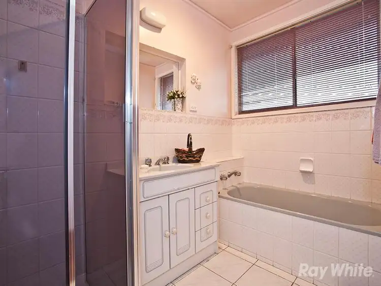 Seventh view of Homely house listing, 2 Glengariff Drive, Mulgrave VIC 3170