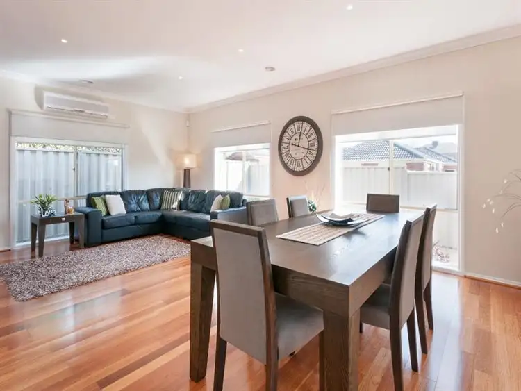 Third view of Homely house listing, 5 Parkstone View, Craigieburn VIC 3064