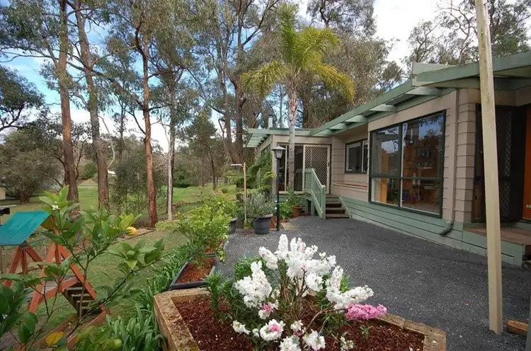 15 Mitarm Close, Mount Evelyn VIC 3796