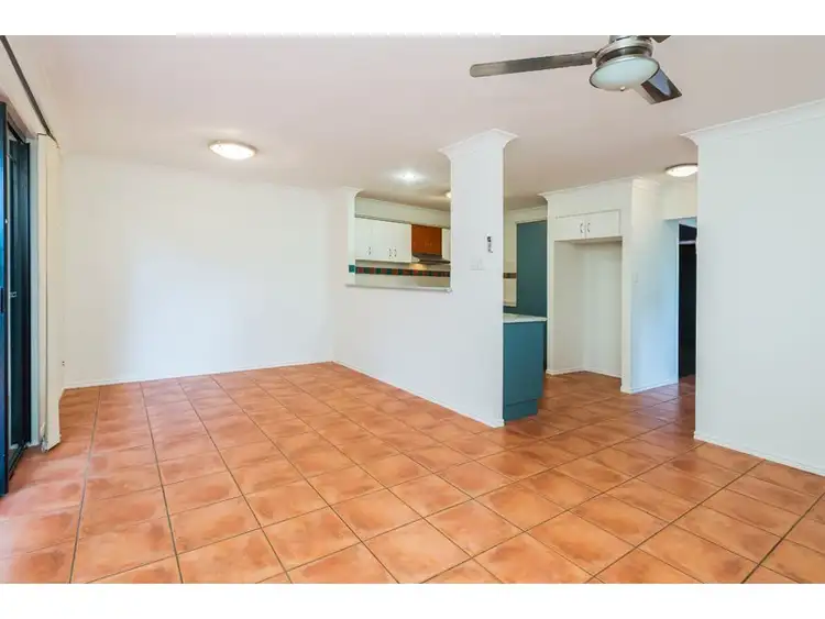 1/18 Delavan Street, Wishart QLD 4122