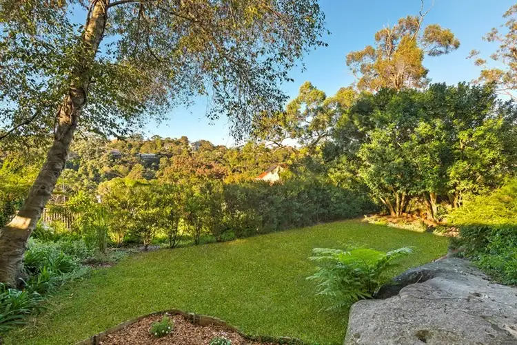 295 Eastern Valley Way, Middle Cove NSW 2068