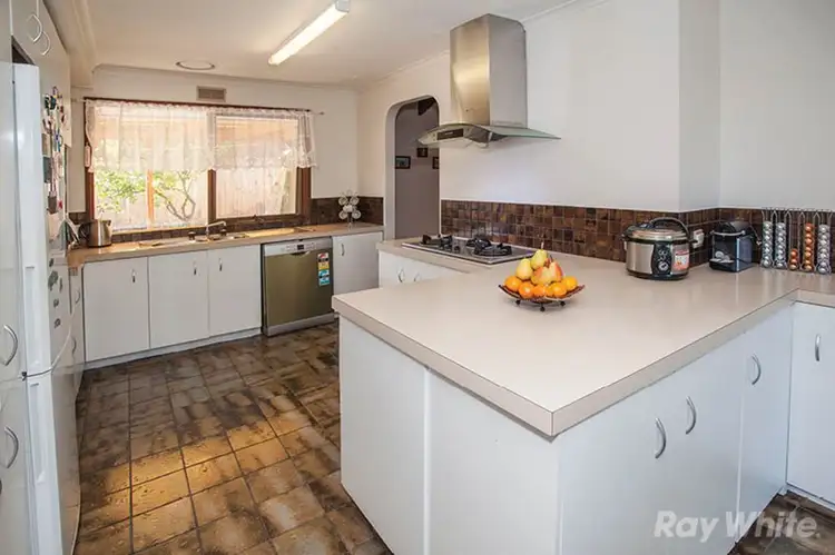 Fifth view of Homely house listing, 8 Bridgewater Way, Rowville VIC 3178