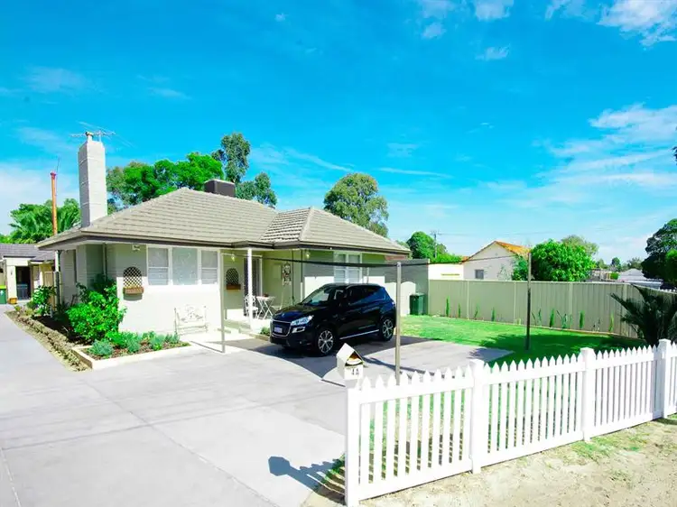 4 Storrington Crescent, Westminster WA 6061
