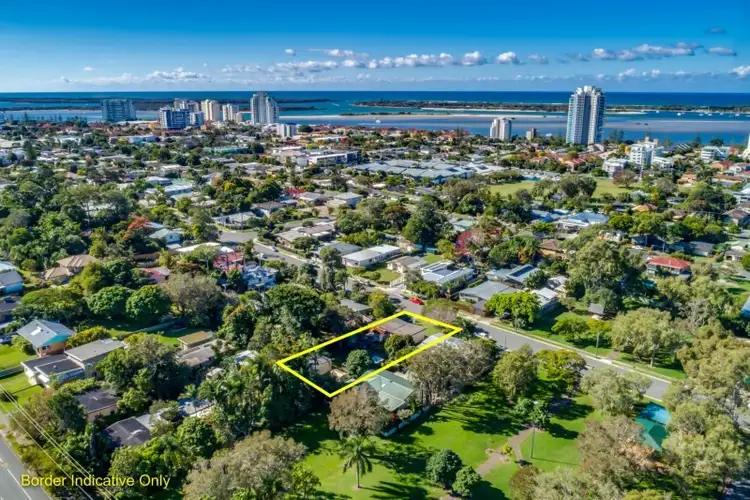 14 Harris Street, Labrador QLD 4215