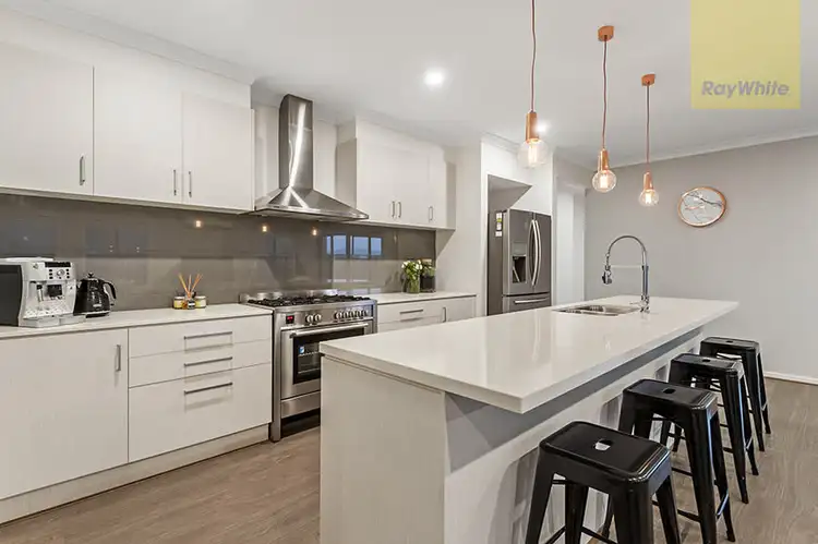 Fourth view of Homely house listing, 18 Baronial Way, Craigieburn VIC 3064