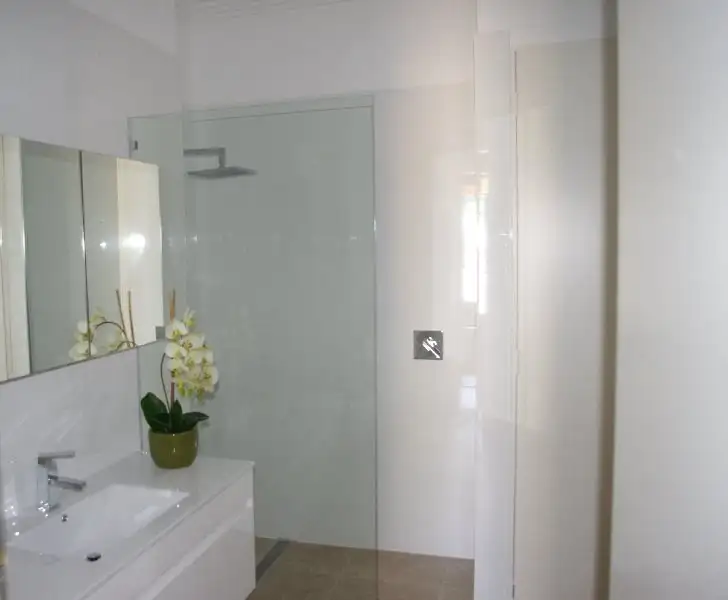 Fifth view of Homely apartment listing, Unit 1A The Byron Cnr Otho and Evans Street, Inverell NSW 2360