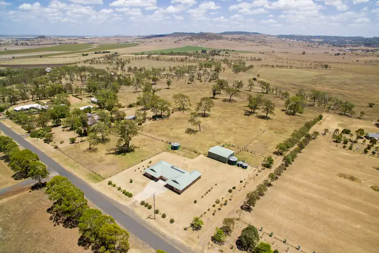 381 Savage Road, Hodgson Vale QLD 4352