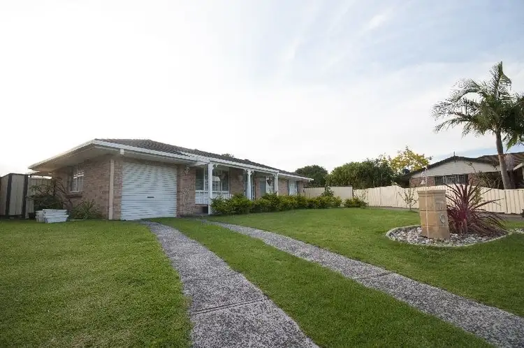 8 Ball Place, Albion Park Rail NSW 2527