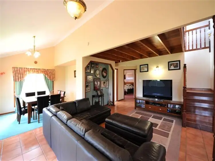 Fifth view of Homely house listing, 2 Sunflower Close, Middle Ridge QLD 4350
