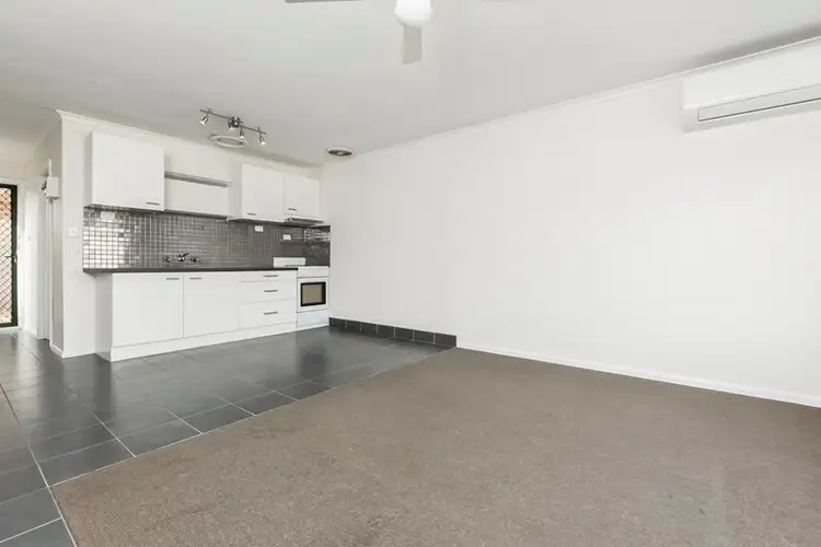 2/2 Fassifern Court, Hamlyn Heights VIC 3215