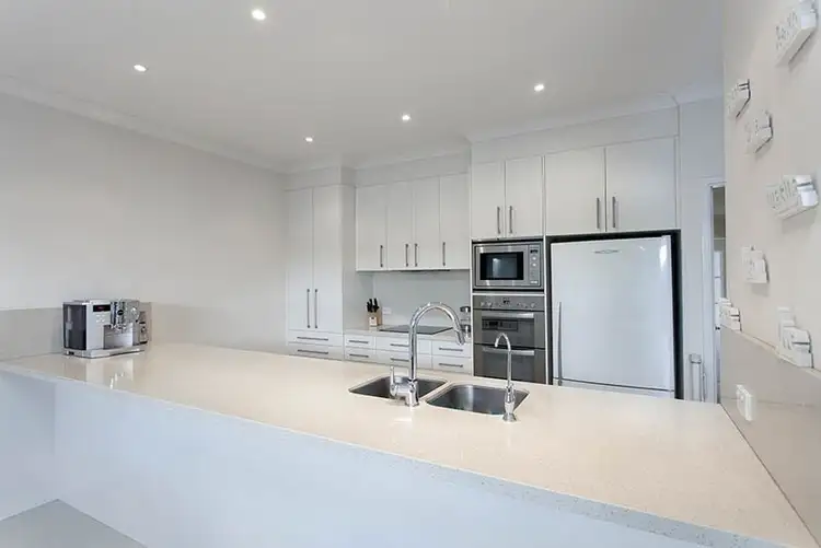 Sixth view of Homely house listing, 2 Eastern Avenue, Shellharbour NSW 2529