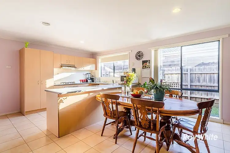 Seventh view of Homely house listing, 4 Armoy Close, Cranbourne East VIC 3977