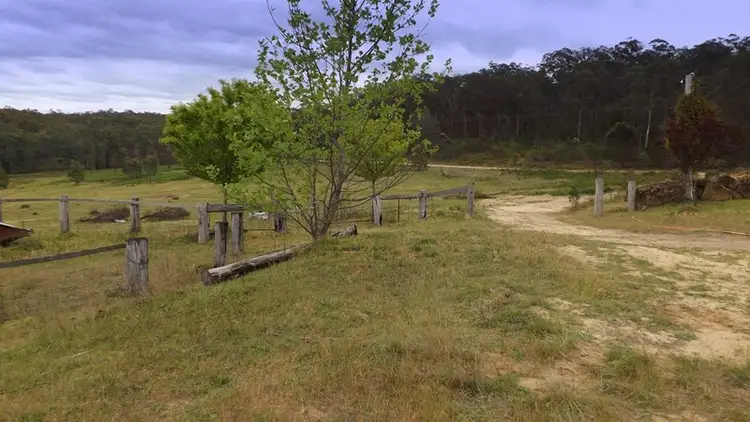 5729 Putty Road, Howes Valley NSW 2330