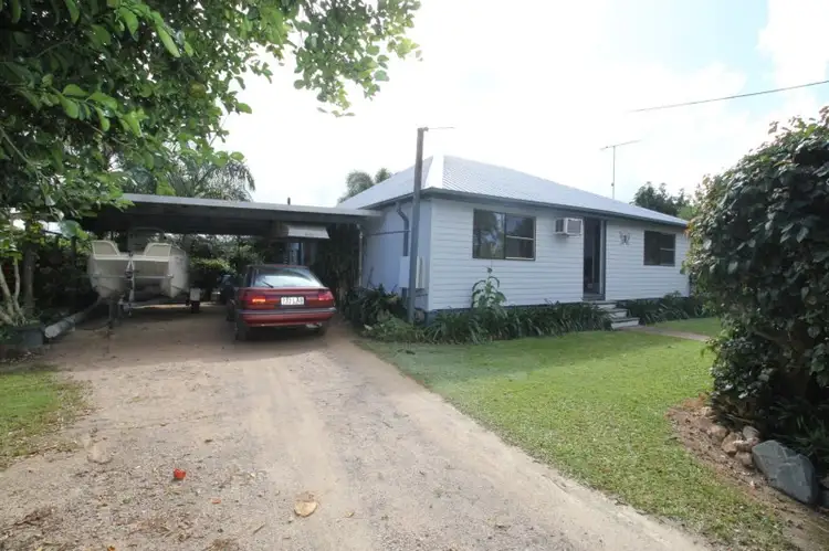 12 Shaws Avenue, Halifax QLD 4850