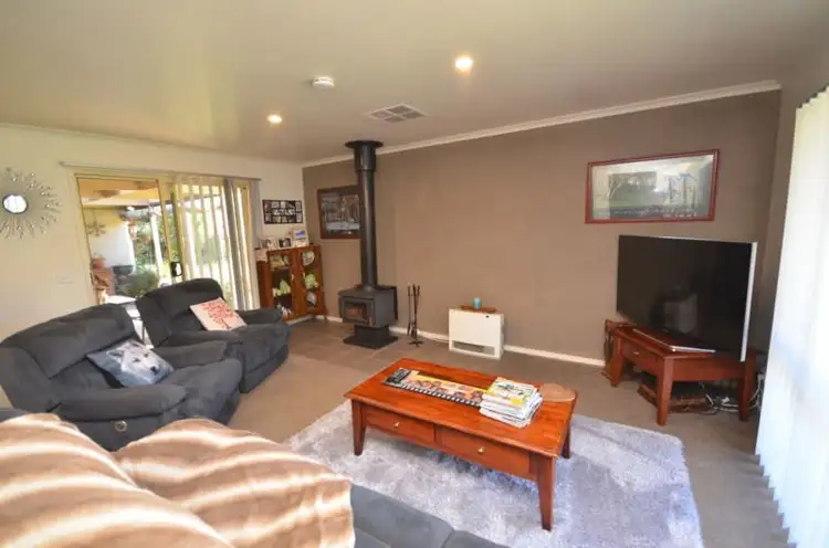 Third view of Homely house listing, 15 Murphy Way, Echuca VIC 3564