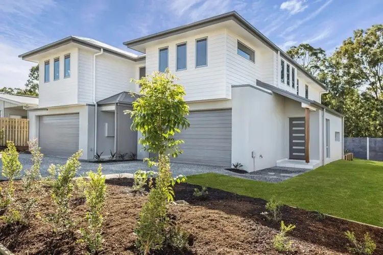 2/18 Sapphire Place, Elanora QLD 4221