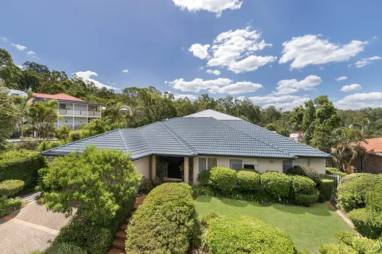 11 Geewan Place, Chapel Hill QLD 4069