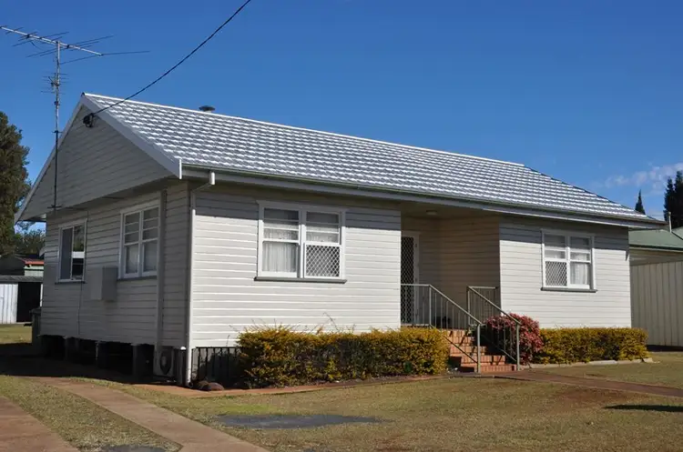 40 Butt Street, Harristown QLD 4350