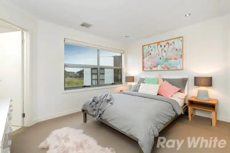 Seventh view of Homely house listing, 5 Ashberg Drive, Waterways VIC 3195