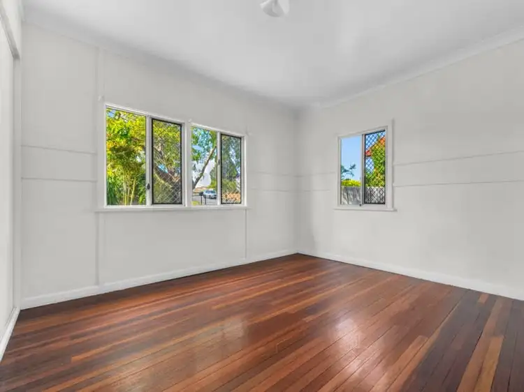 Fifth view of Homely house listing, 745 Cavendish Road, Holland Park QLD 4121
