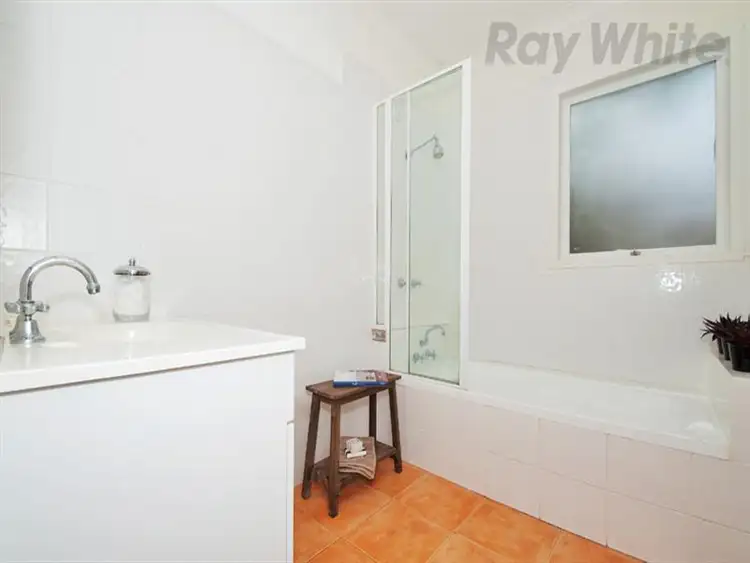 Fifth view of Homely house listing, 25 THURLEIGH Avenue, Croydon South VIC 3136