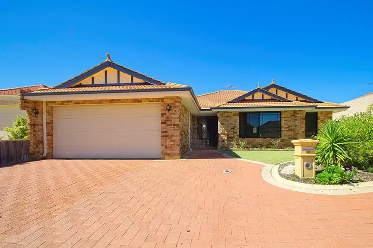 43 Deverall Square, Hillarys WA 6025