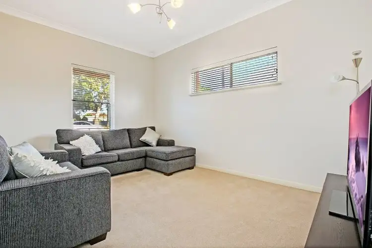 Fifth view of Homely house listing, 10 Hobbs Street, Findon SA 5023