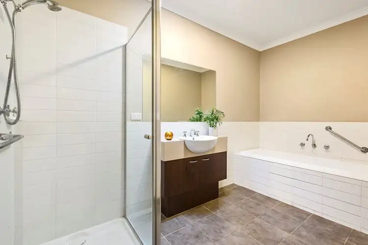 Seventh view of Homely house listing, 150 Lyndarum Drive, Epping VIC 3076