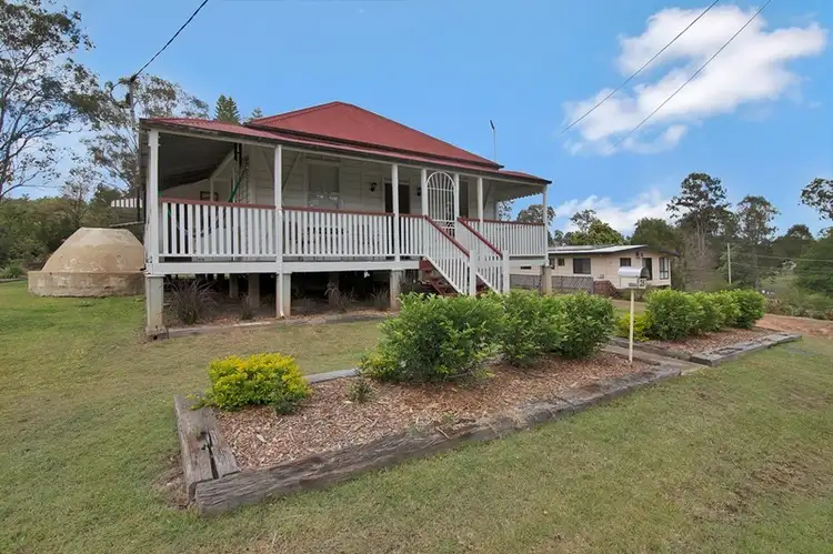 25 Queen Street, Blackstone QLD 4304