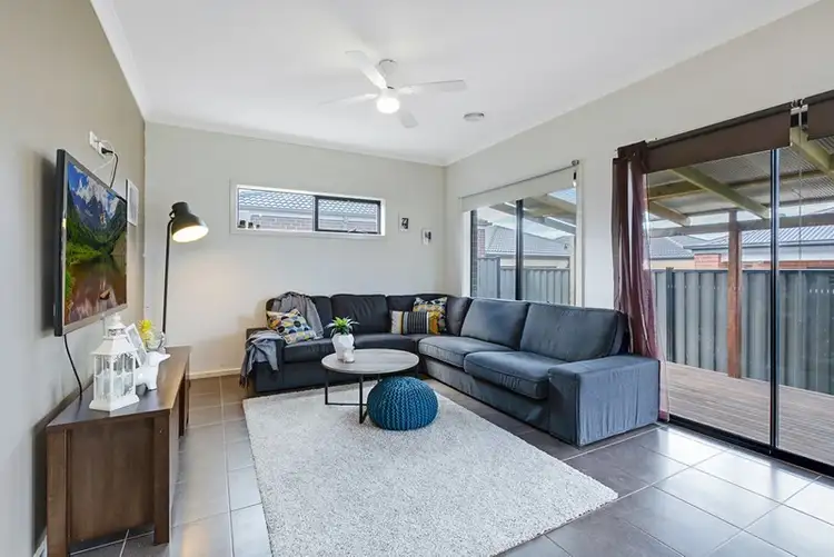 Seventh view of Homely house listing, 3 Fenix Way, Wollert VIC 3750