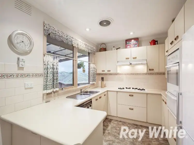 Second view of Homely house listing, 5 Orbost Court, Vermont VIC 3133