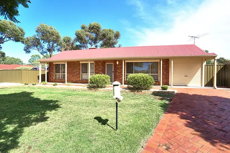 8 Leicester Grove, Andrews Farm SA 5114
