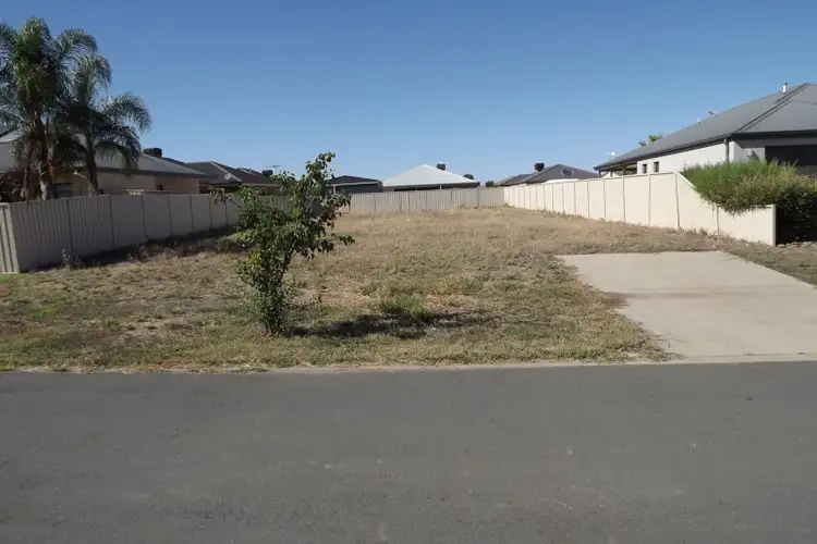 1 Linda Crescent, Yarrawonga VIC 3730