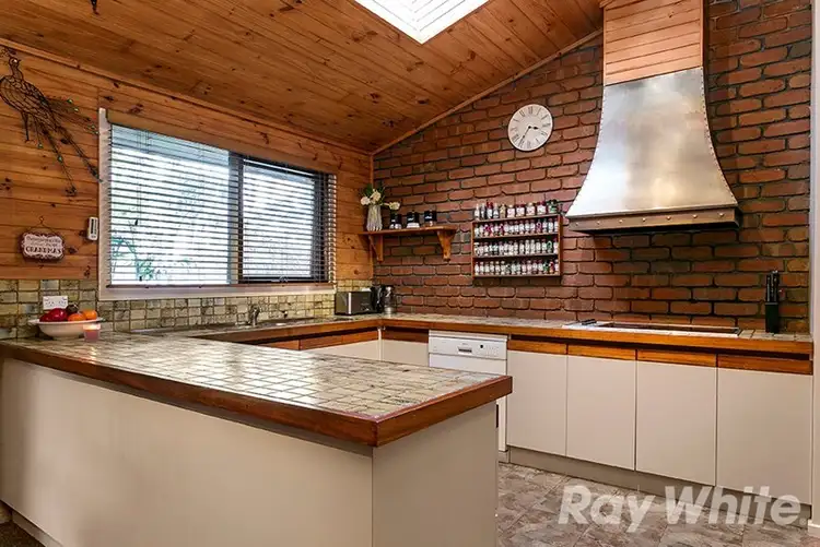 Fifth view of Homely house listing, 1 Locksley Chase, Vermont VIC 3133