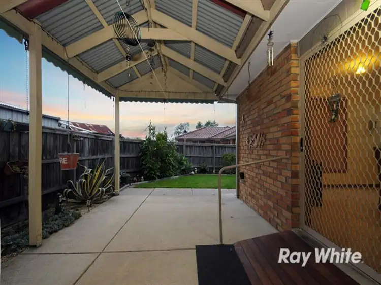 1/70 Toirram Crescent, Cranbourne VIC 3977