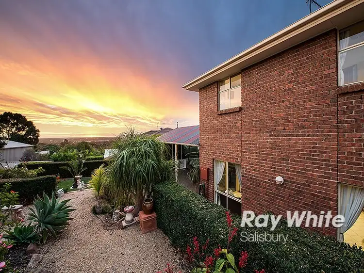 8 Coach House Mews, Hillbank SA 5112