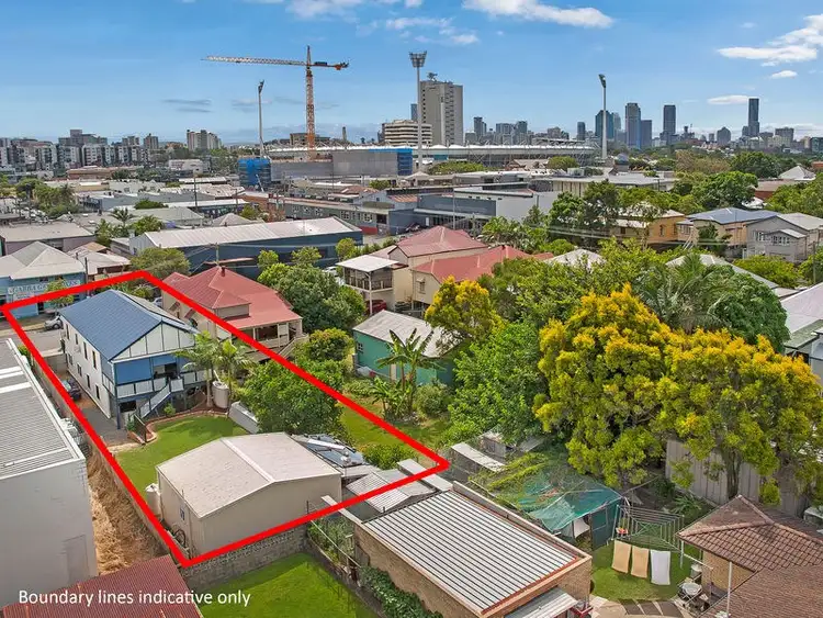 24 Hampton Street, East Brisbane QLD 4169