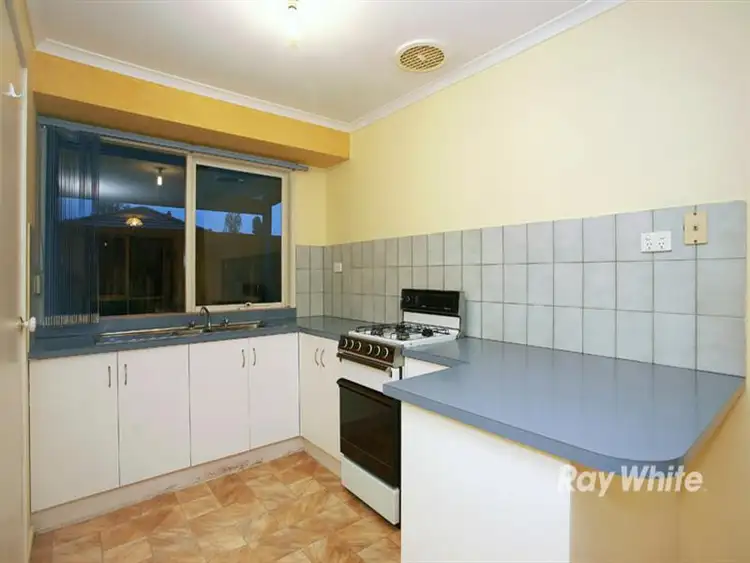 Fifth view of Homely unit listing, 1/3 Lachlan Close, Cranbourne North VIC 3977
